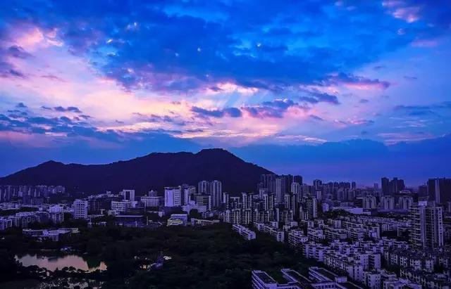 详解深圳小产权房能无法买!(深圳小产权房到底可不可以买)