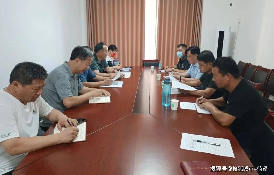 即墨国家林业局举行长江流域自然生态为保护和高效率发展组织工作专题讲座交流会